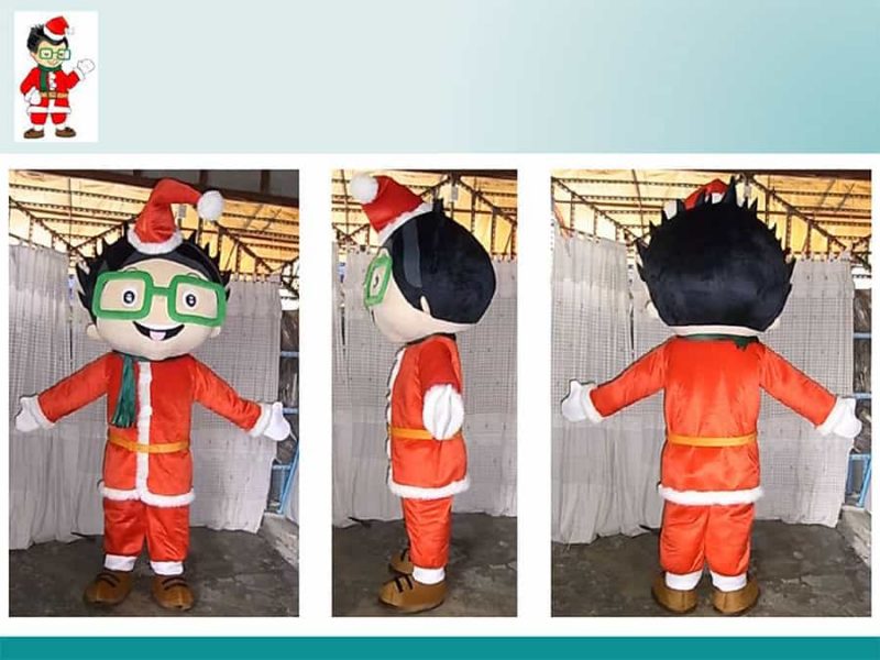 CHRISTMAS-HELPER-BOY